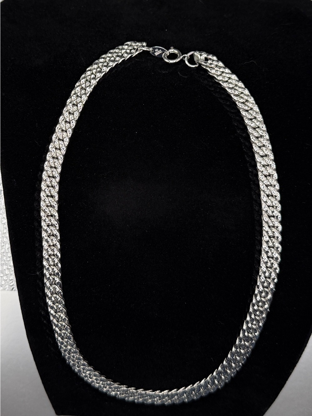 Signed Trifari Vintage Herringbone Choker Necklace Silver Tone 16”